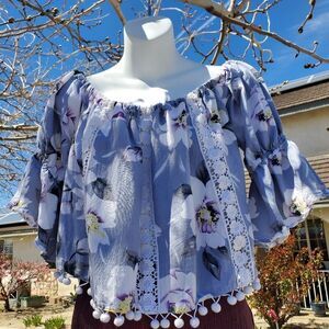 Alythea floral top